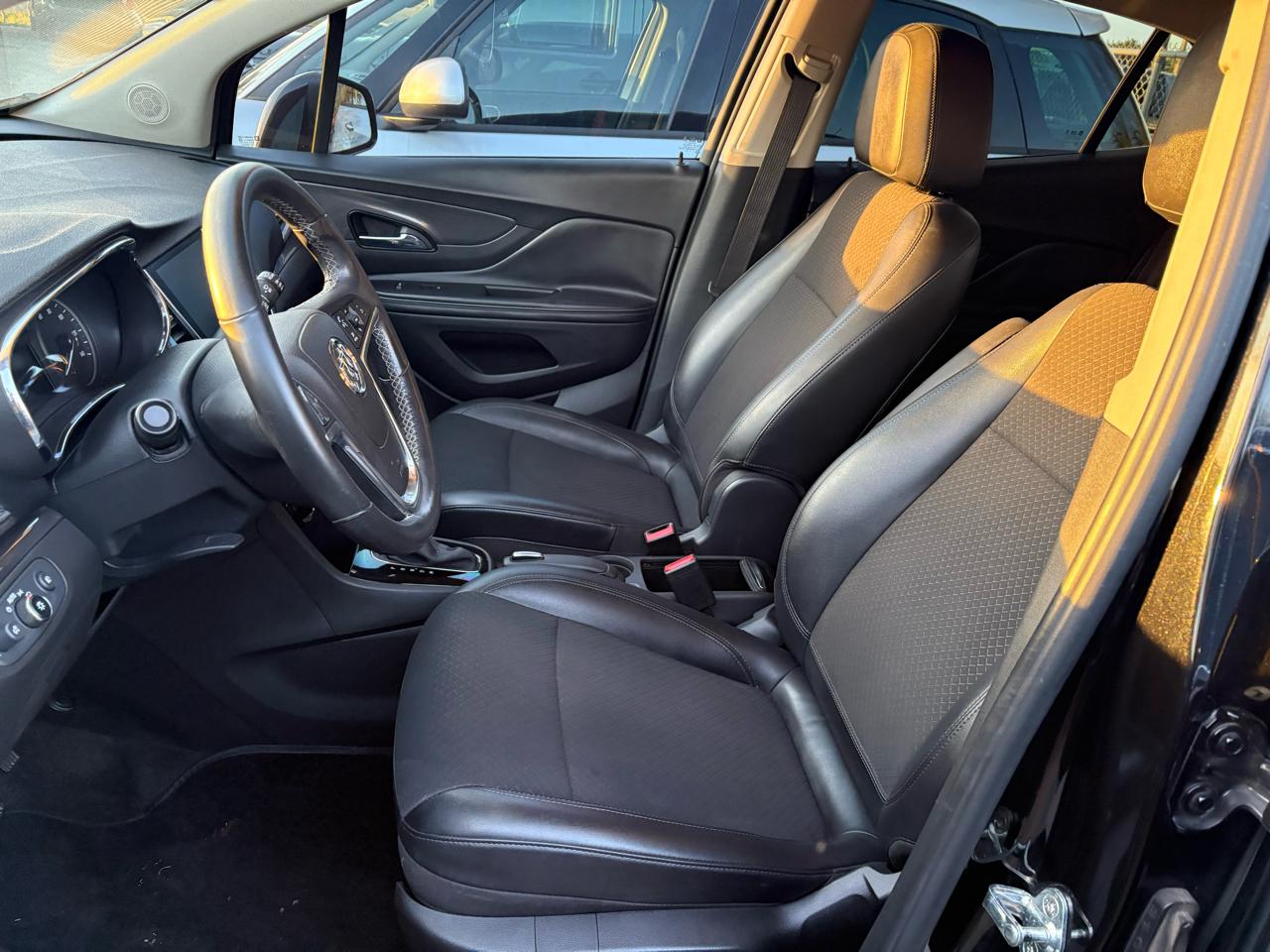 Buick Encore Sport Touring FWD 2019