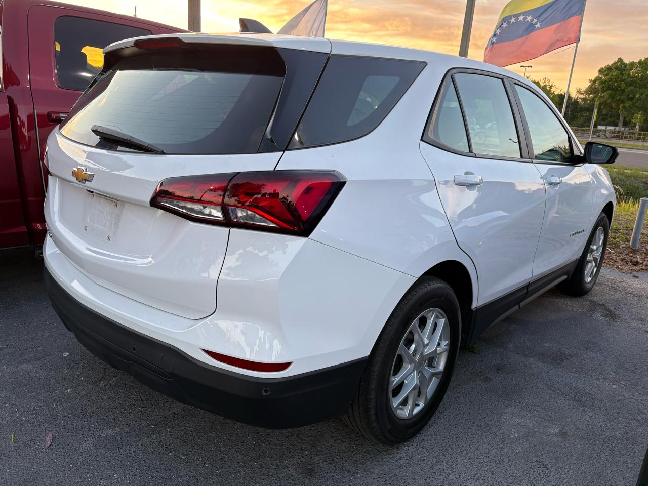 Chevrolet Equinox LS 2WD 2024