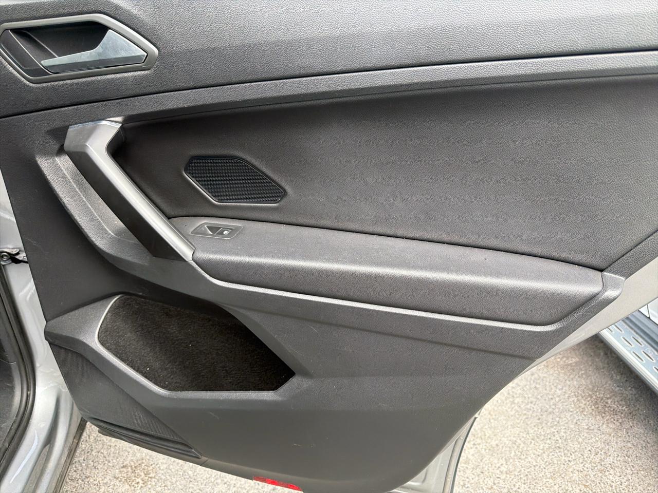 Volkswagen Tiguan SE 2021