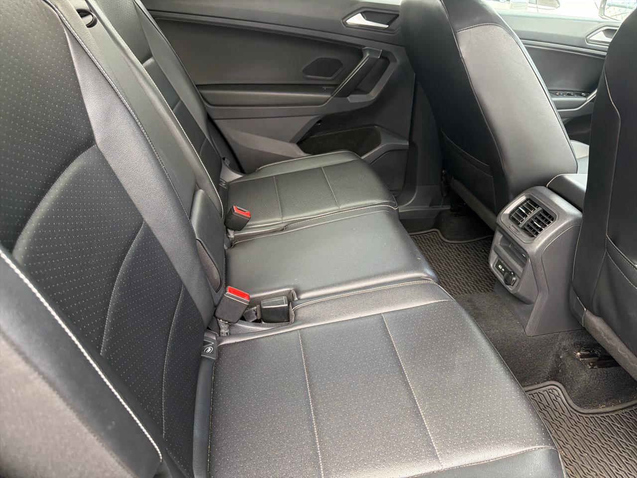 Volkswagen Tiguan SE 2021