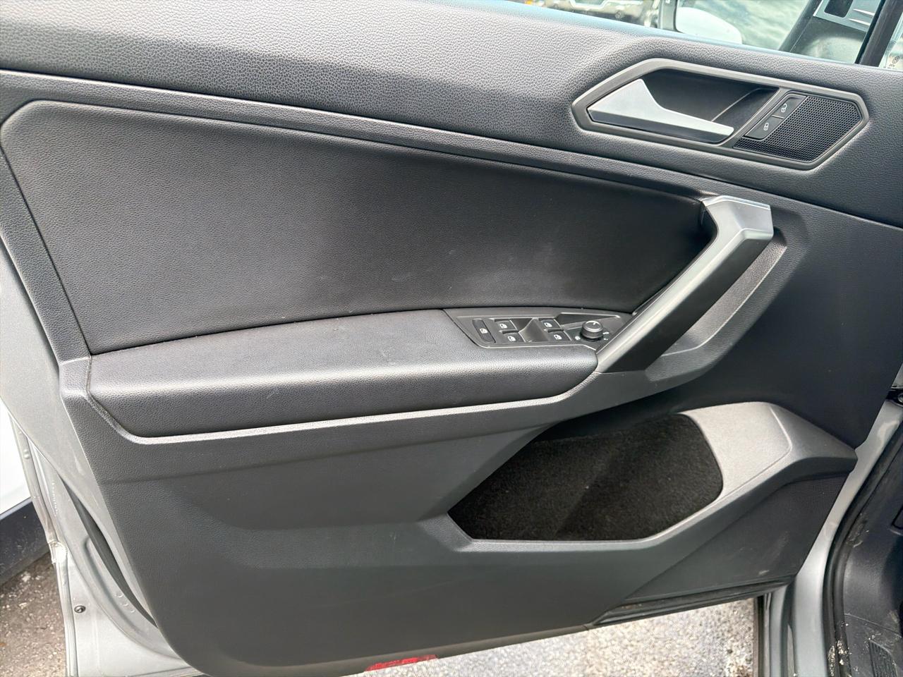 Volkswagen Tiguan SE 2021