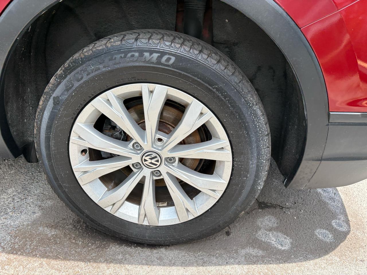 Volkswagen Tiguan S 2019