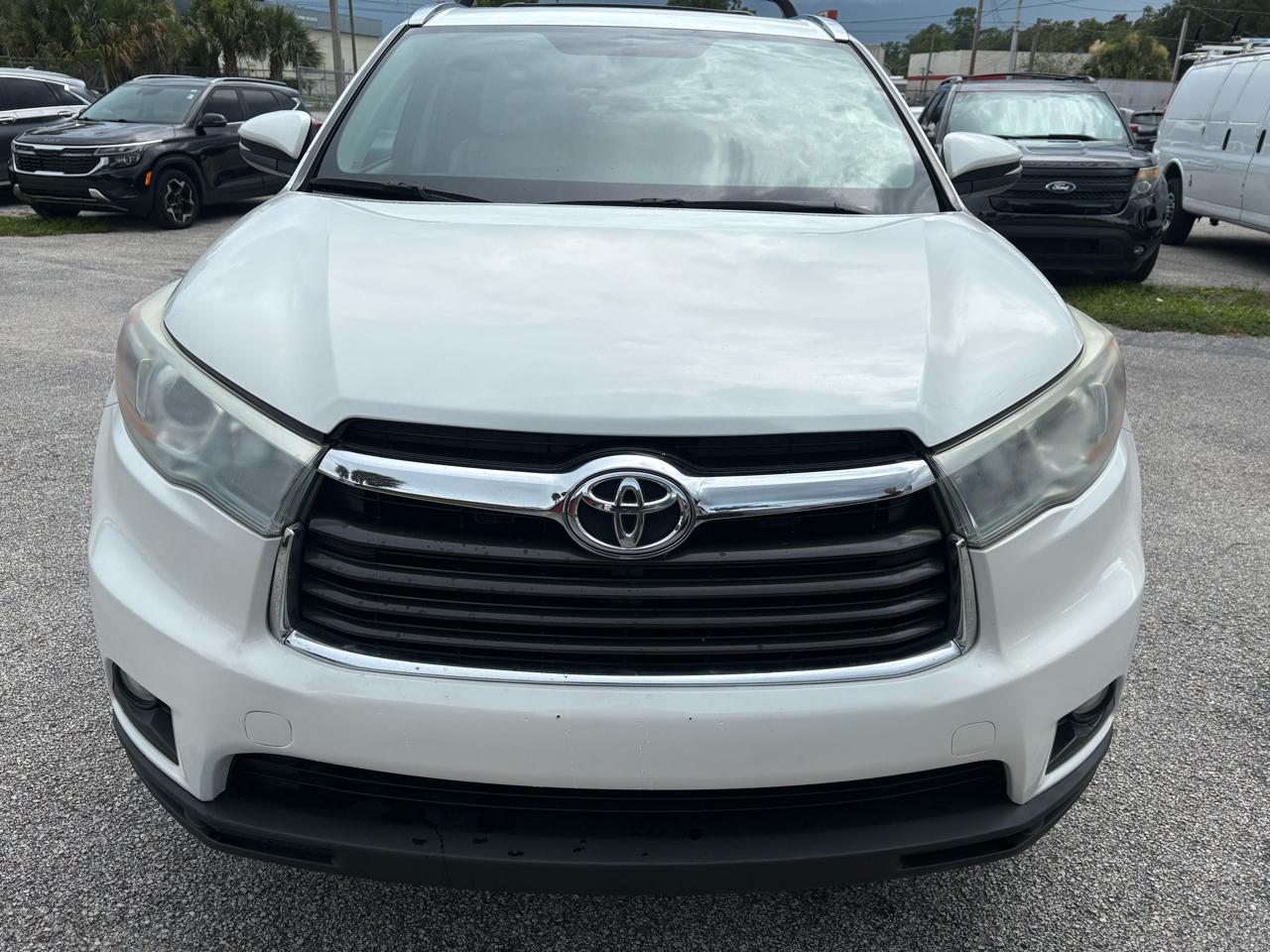 Toyota Highlander AWD 4dr V6 XLE (Natl) 2016