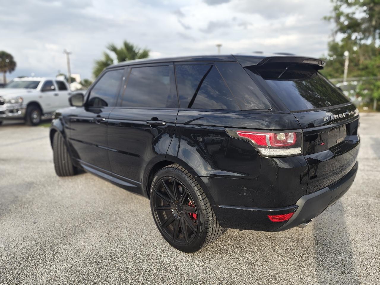 Land Rover Range Rover Sport 3.0L V6 Supercharged SE 2014