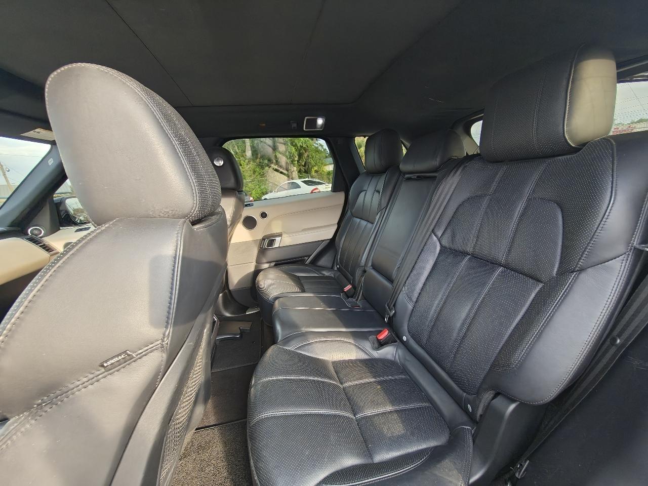 Land Rover Range Rover Sport 3.0L V6 Supercharged SE 2014