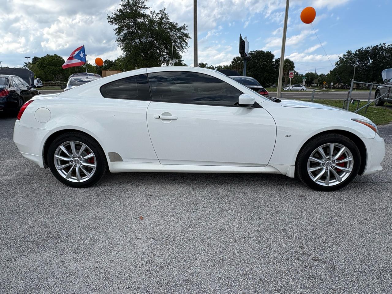 Infiniti Q60 Coupe AWD 2014