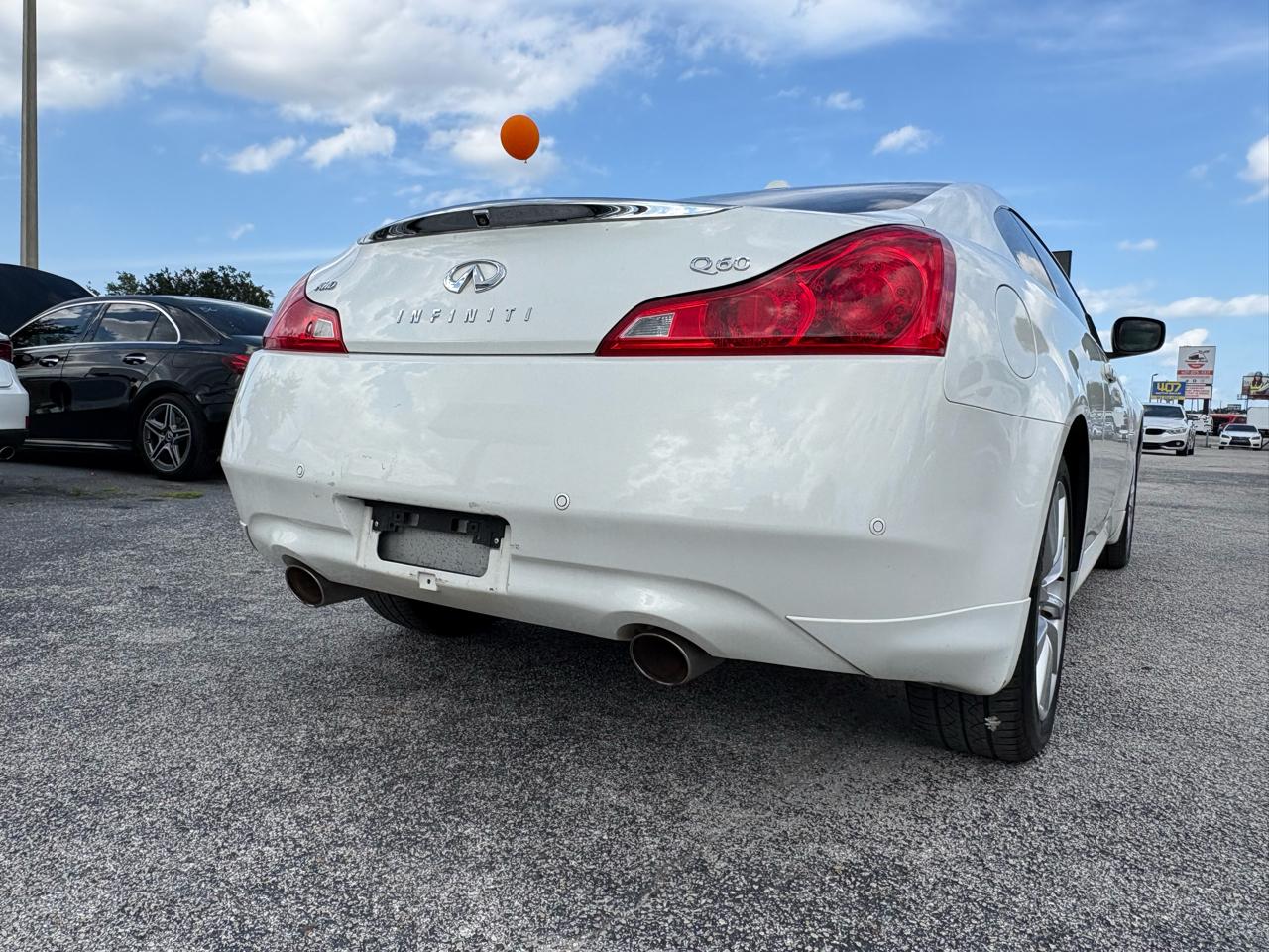 Infiniti Q60 Coupe AWD 2014
