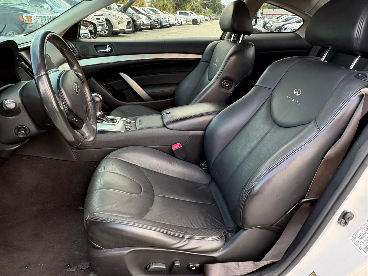 Infiniti Q60 Coupe AWD 2014