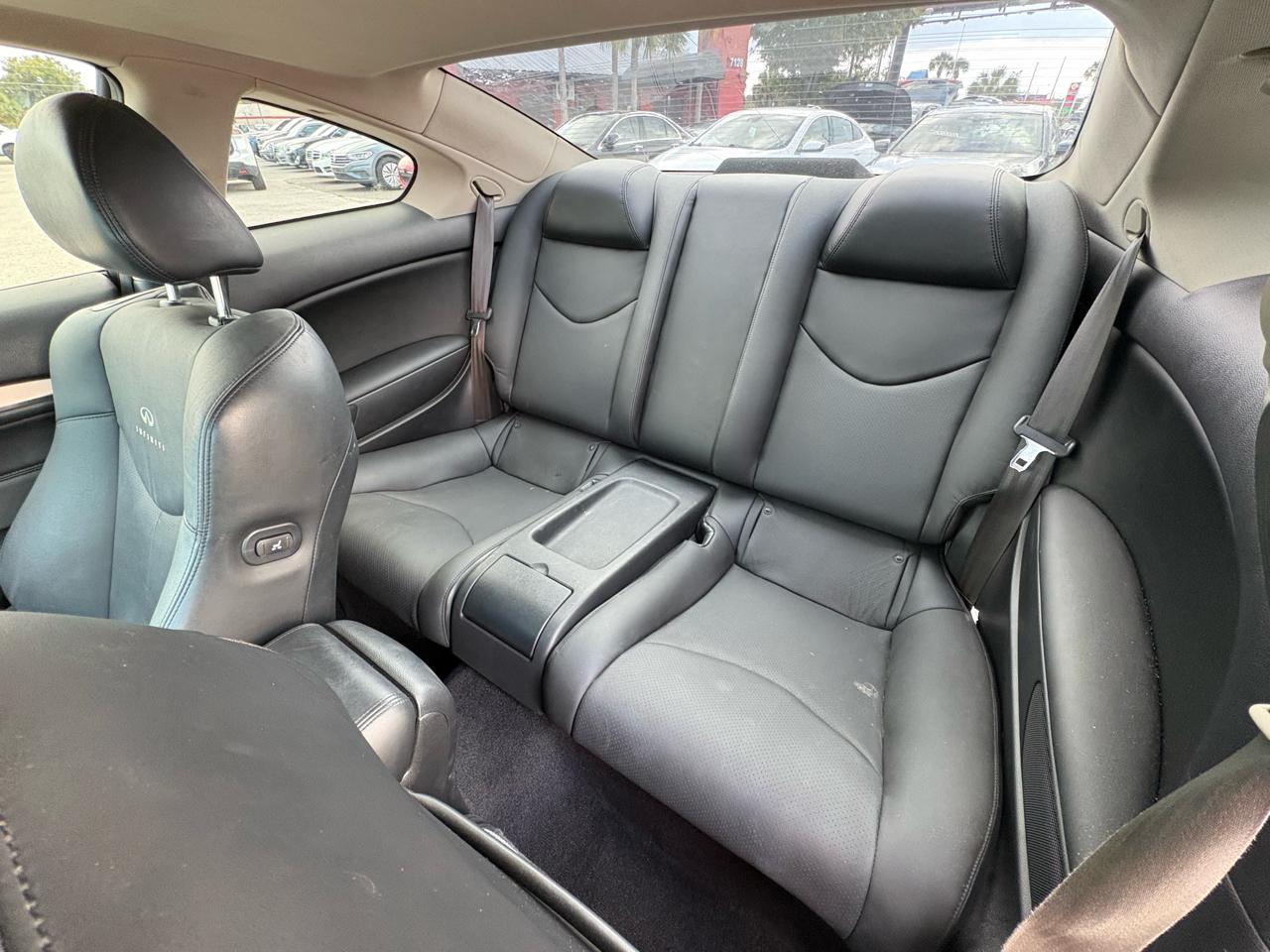Infiniti Q60 Coupe AWD 2014