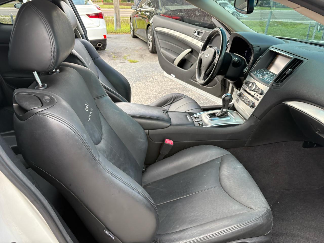Infiniti Q60 Coupe AWD 2014