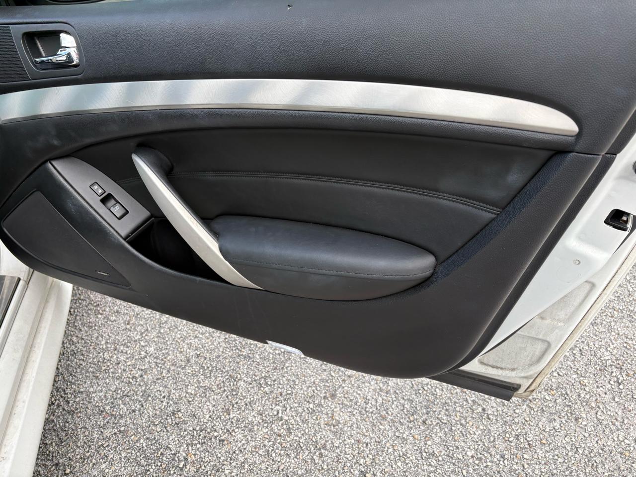 Infiniti Q60 Coupe AWD 2014