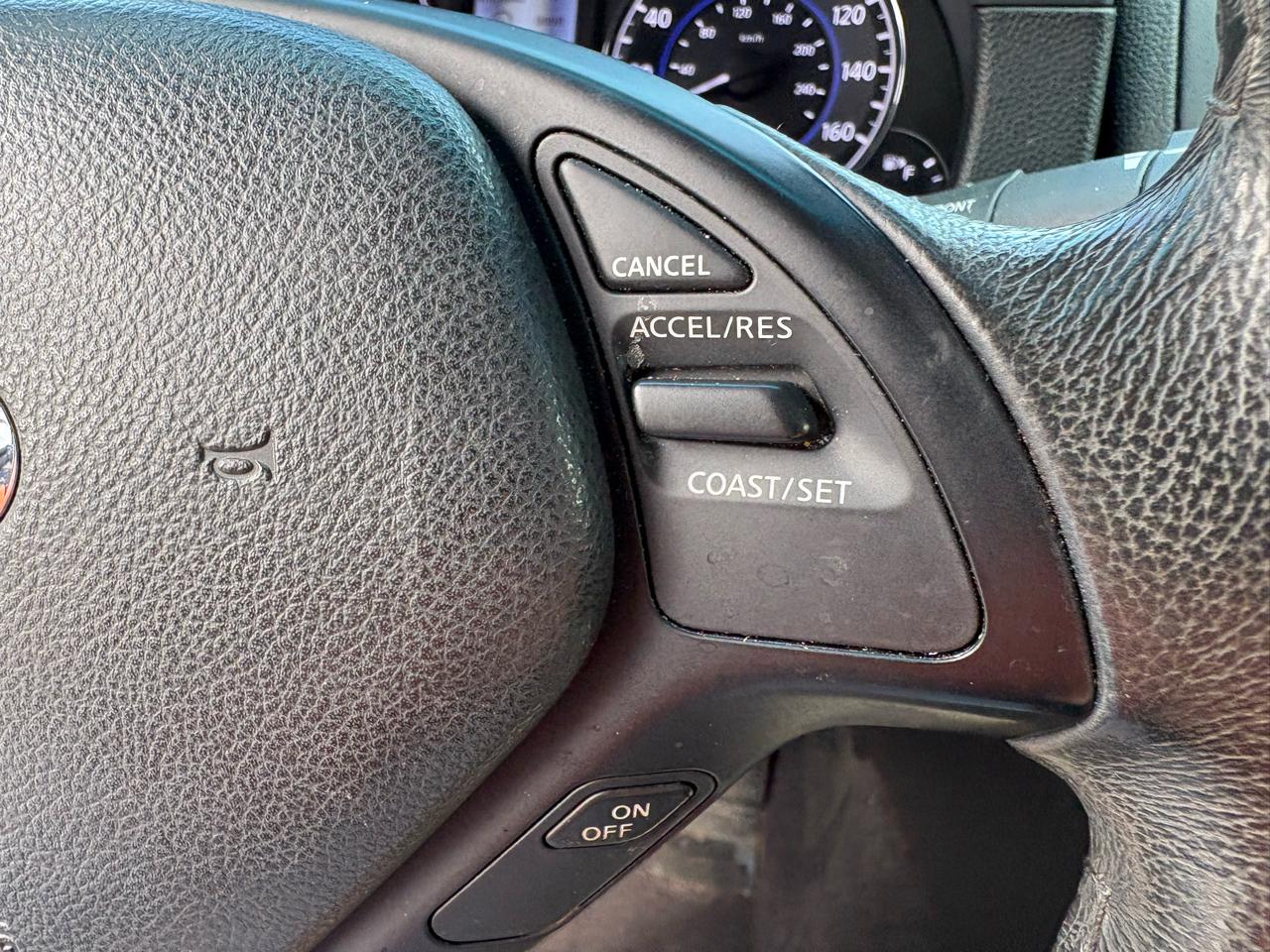 Infiniti Q60 Coupe AWD 2014