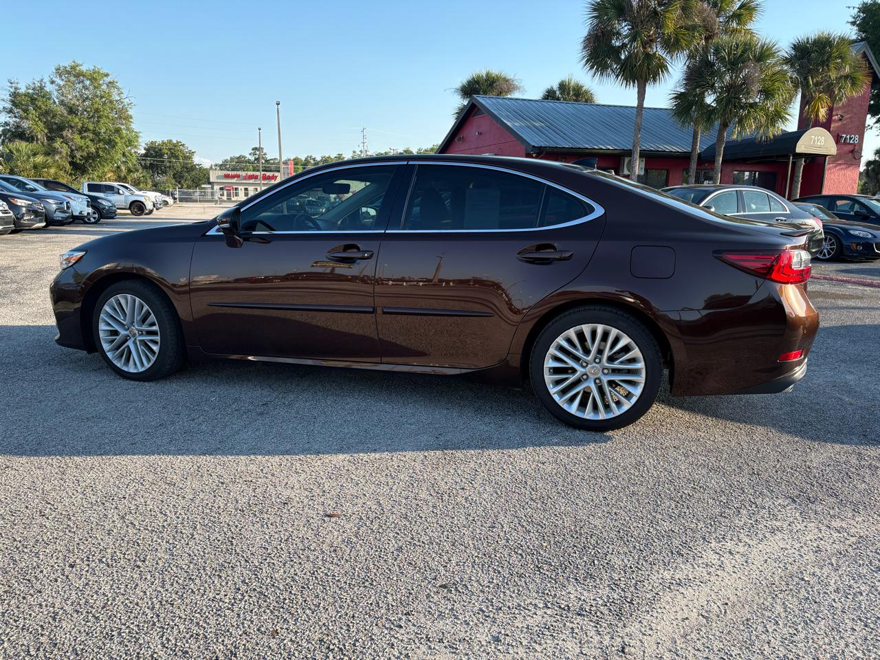 Lexus ES 350 Sedan 2016