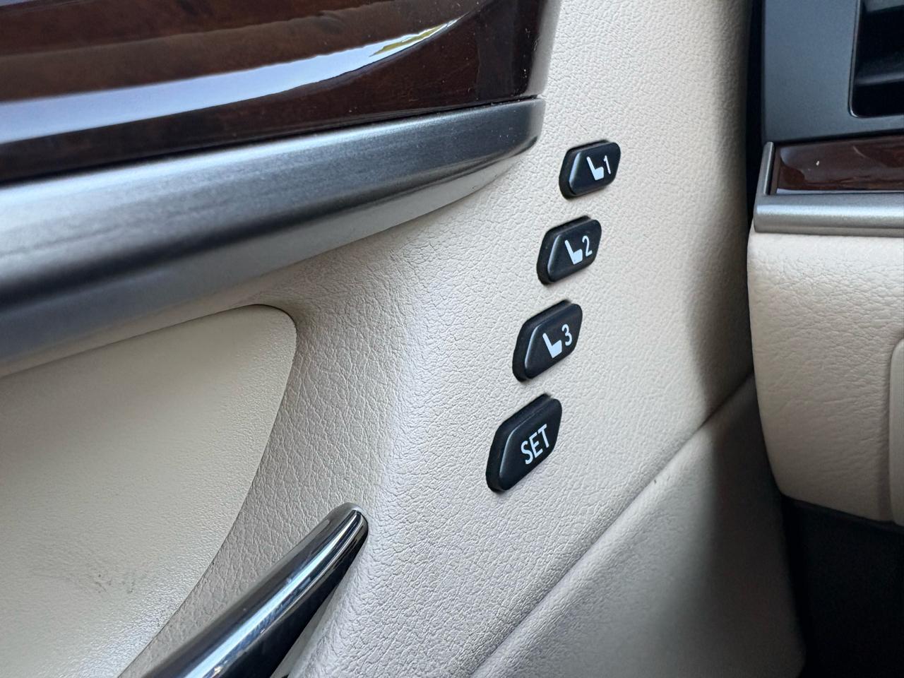 Lexus ES 350 Sedan 2016