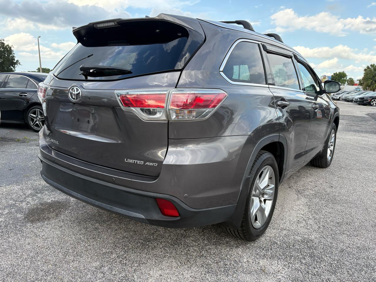 Toyota Highlander Limited AWD V6 2016