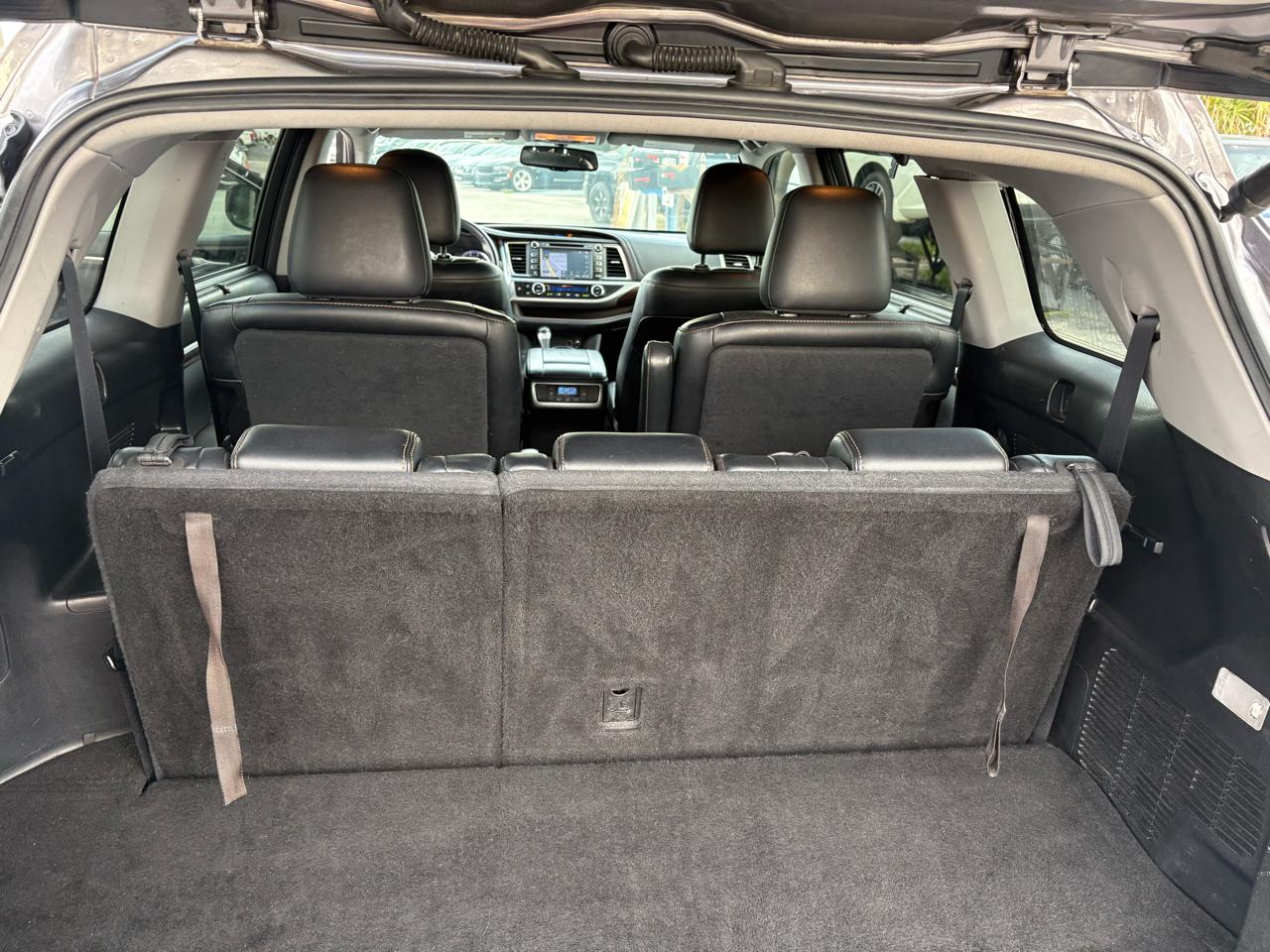 Toyota Highlander Limited AWD V6 2016