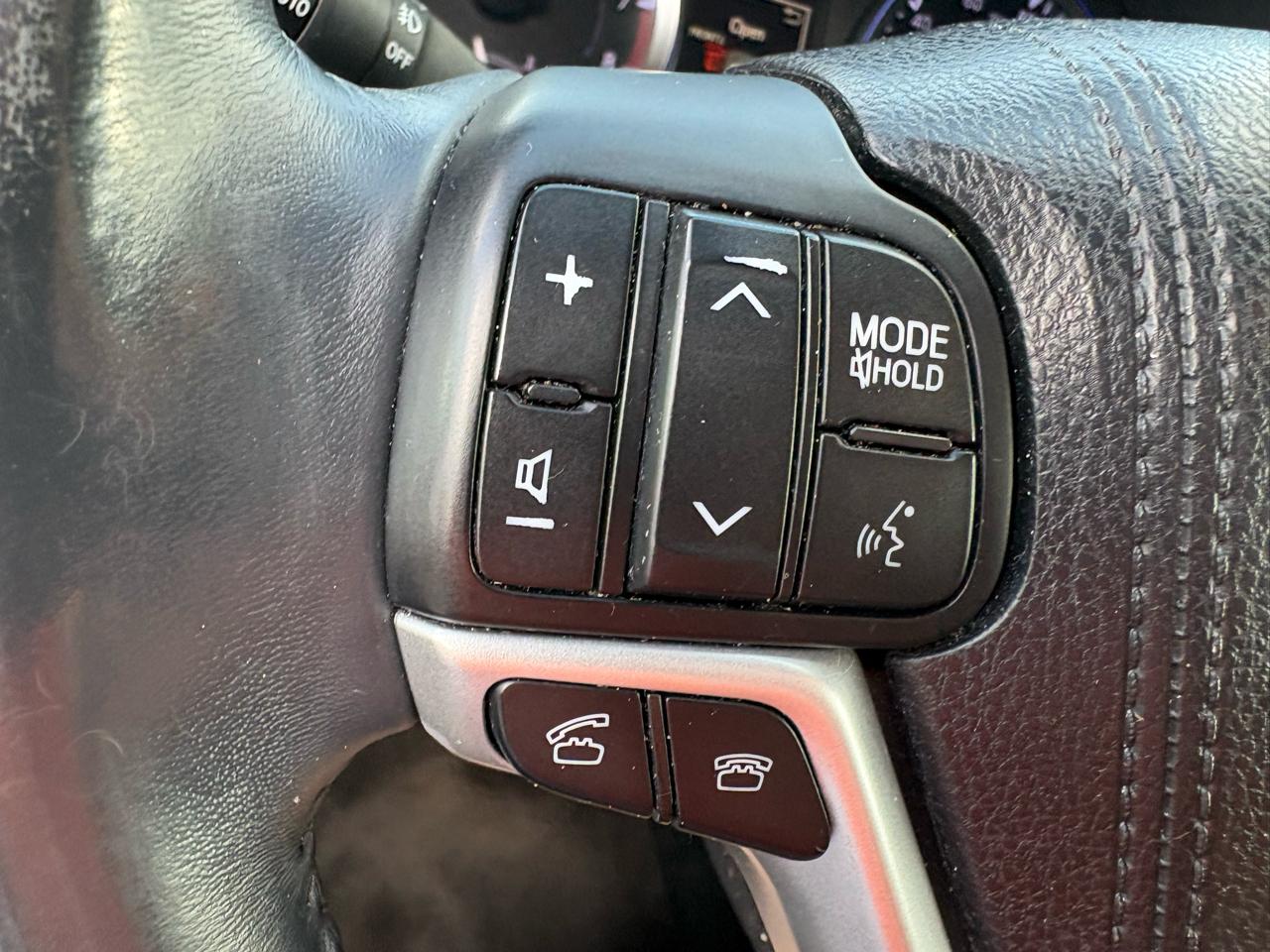 Toyota Highlander Limited AWD V6 2016