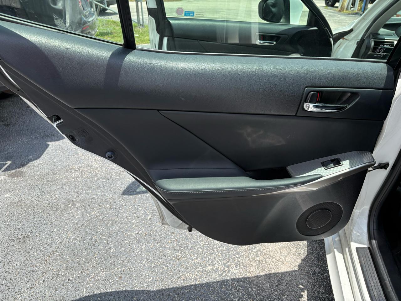 Lexus IS 250 AWD 2015