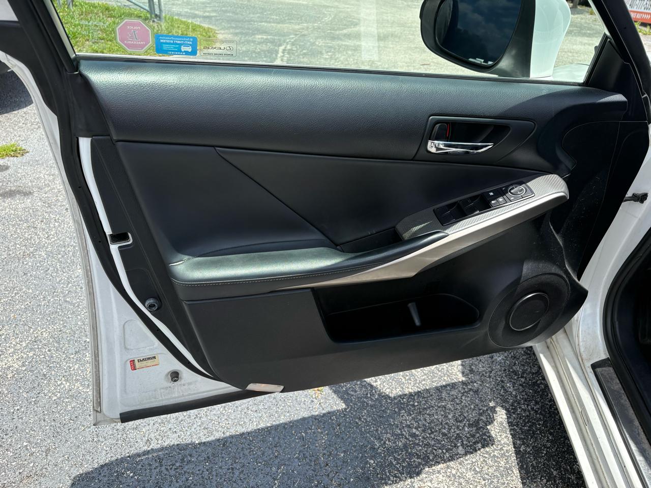 Lexus IS 250 AWD 2015