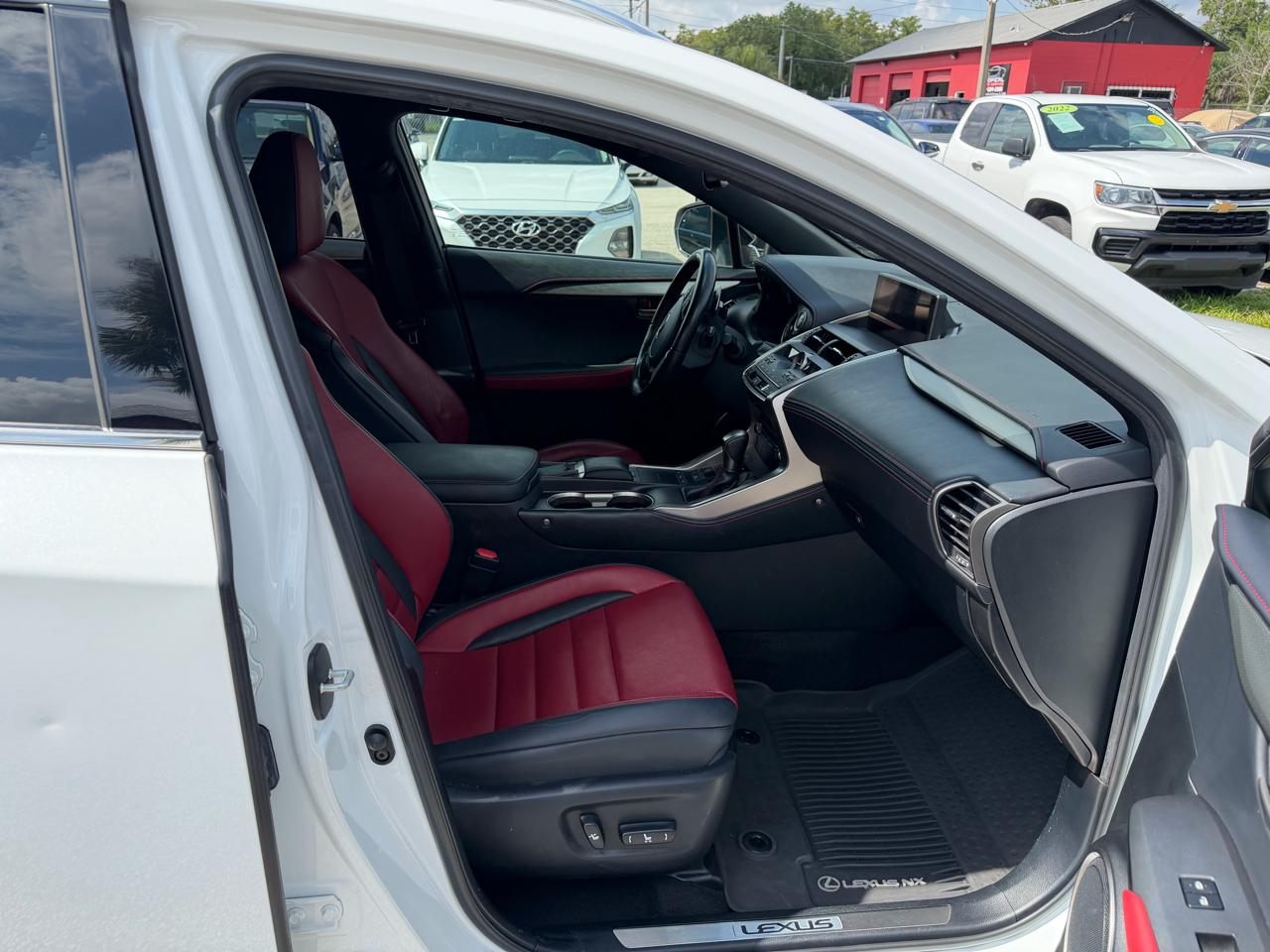 Lexus NX 300 F SPORT 2021