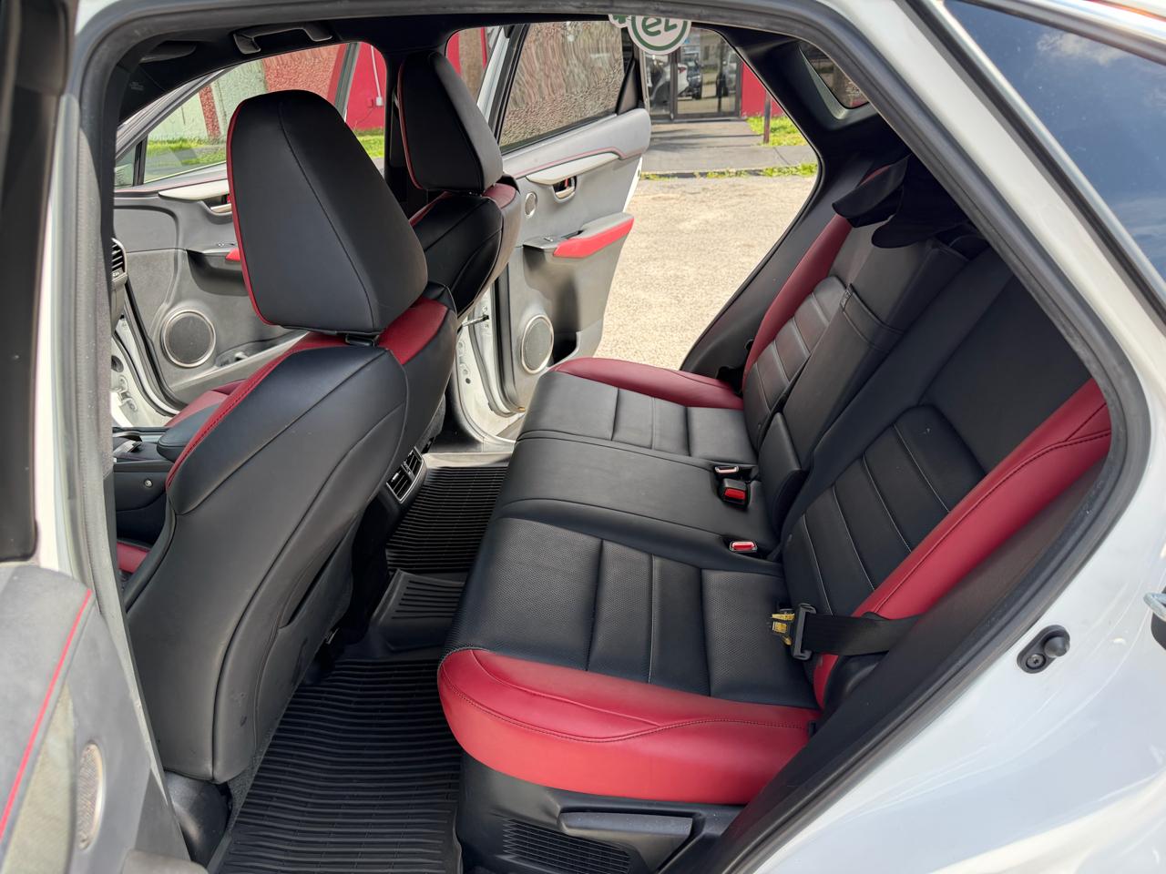Lexus NX 300 F SPORT 2021