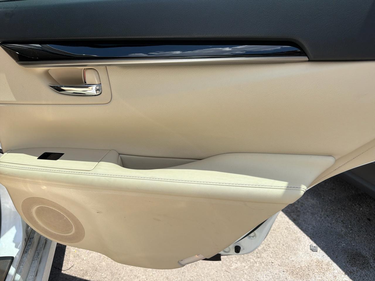 Lexus ES 350 Sedan 2015