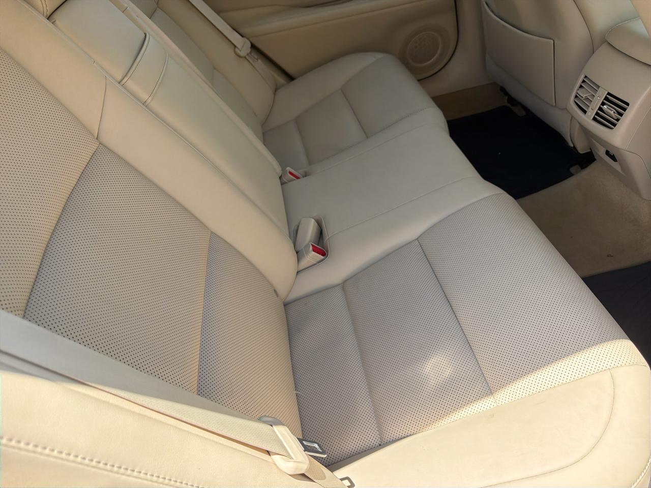 Lexus ES 350 Sedan 2015