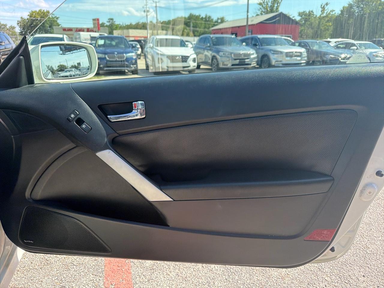 Hyundai Genesis Coupe 3.8 Auto 2010