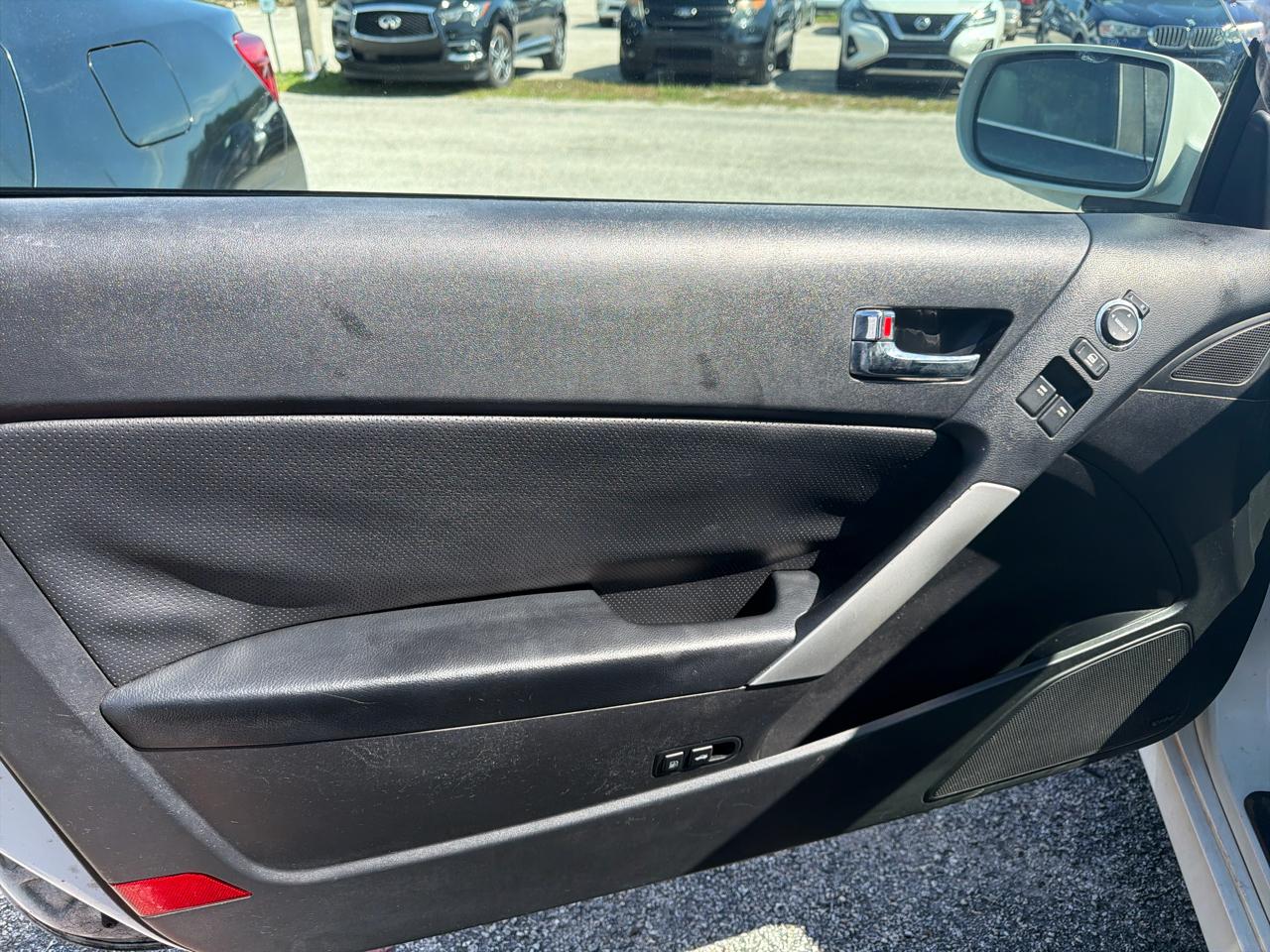 Hyundai Genesis Coupe 3.8 Auto 2010