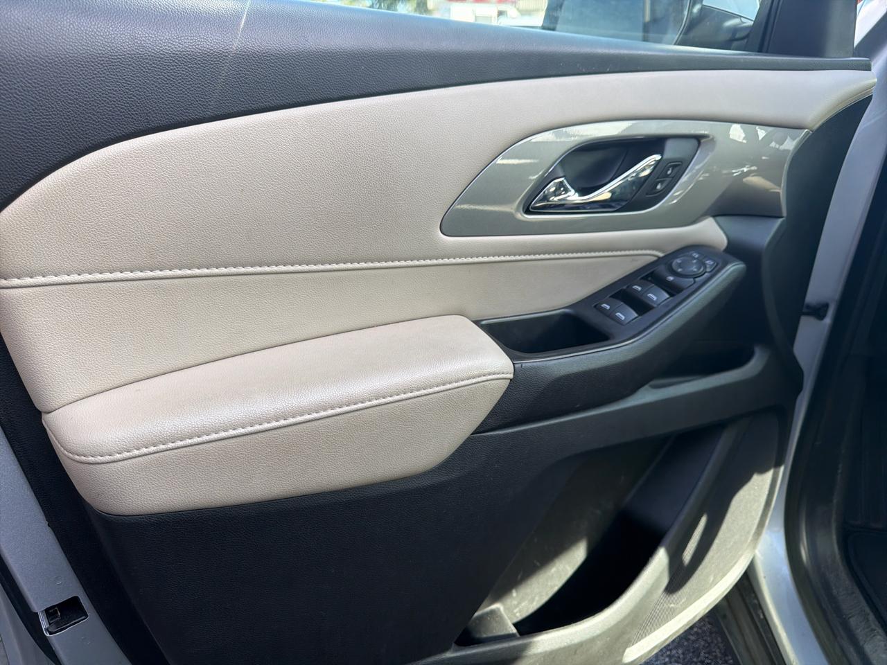 Chevrolet Traverse LS FL FWD 2022