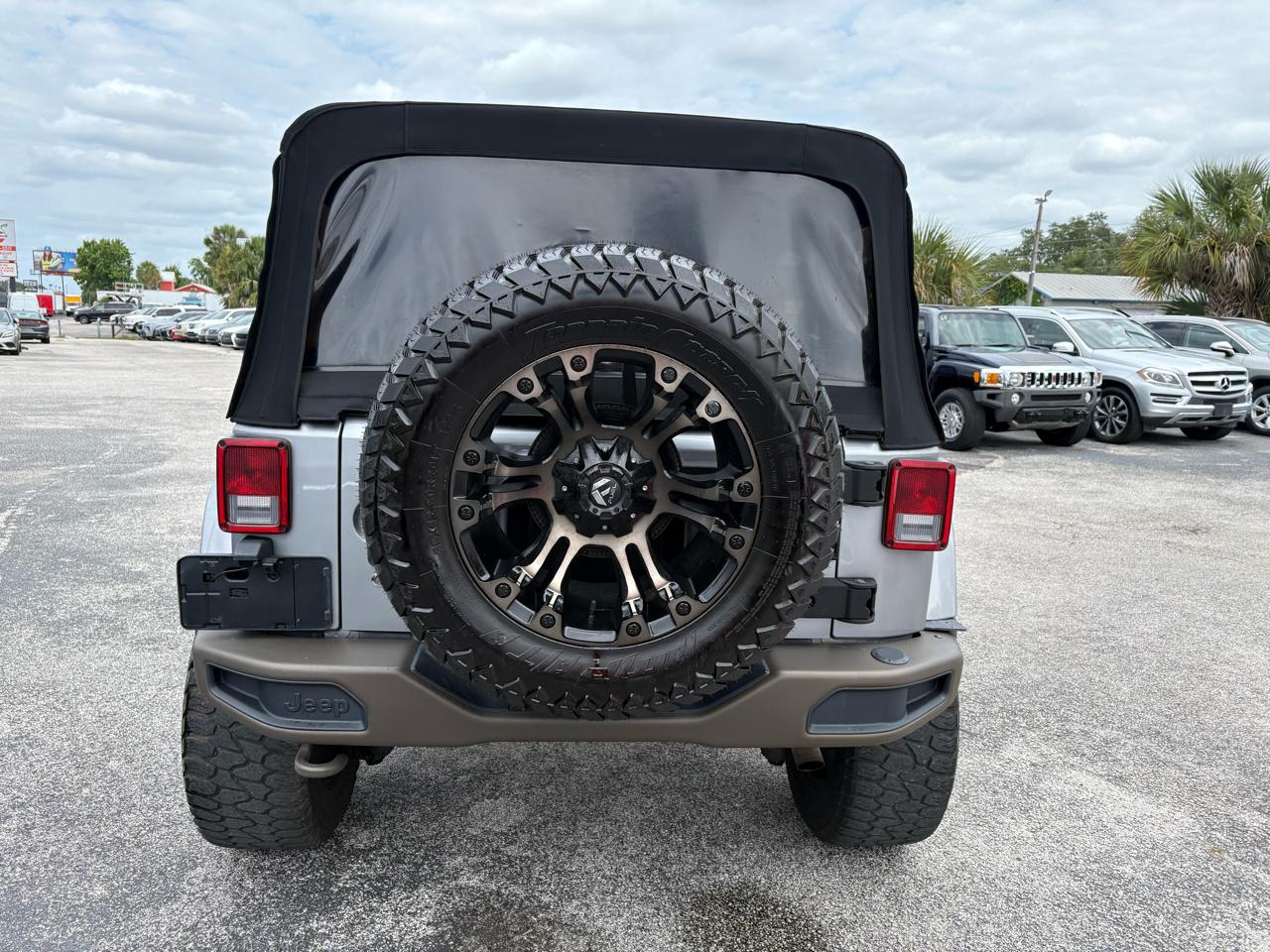 Jeep Wrangler Unlimited Sahara 4WD 2016