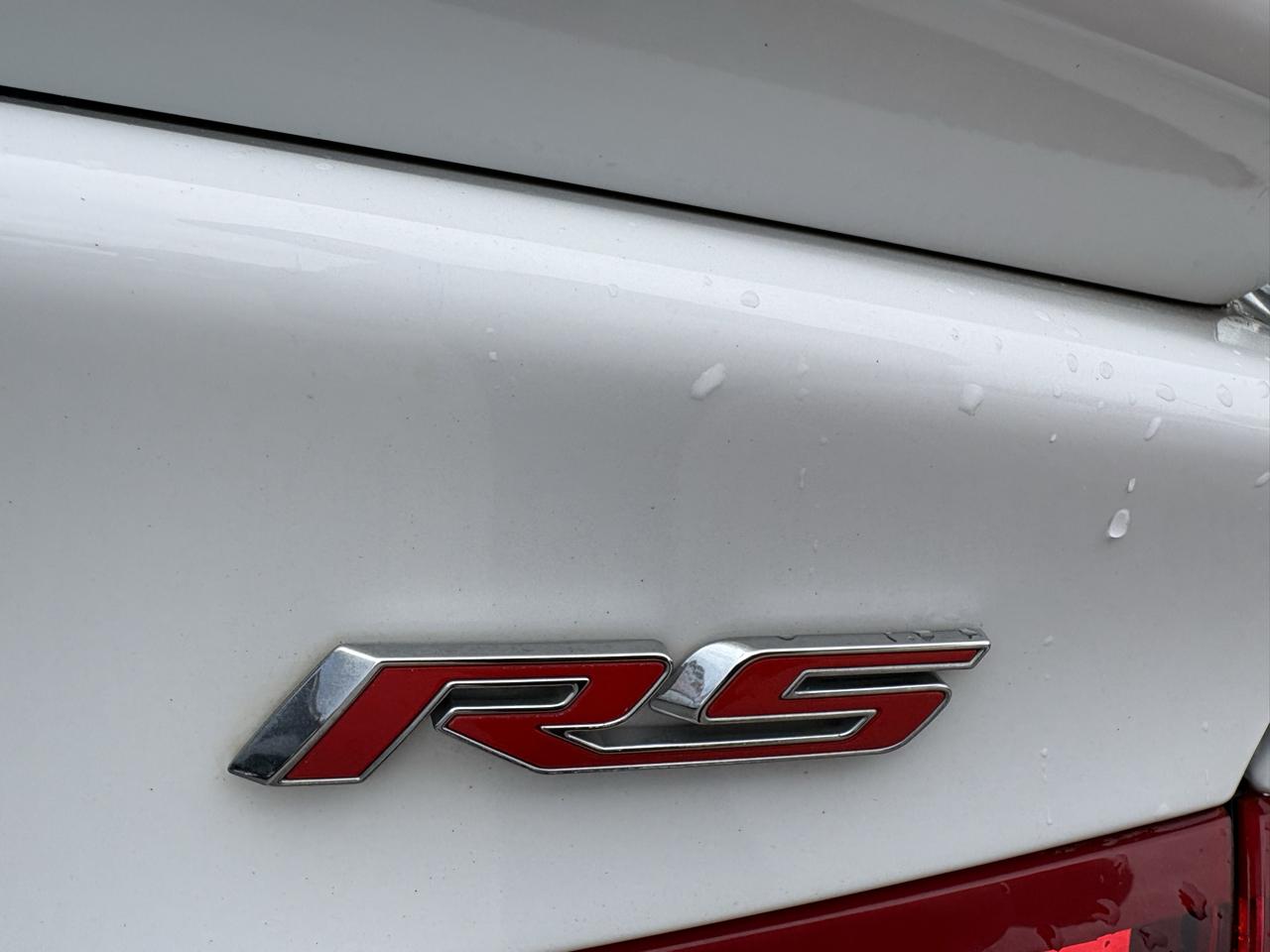 Chevrolet Malibu 4dr Sdn RS 2021
