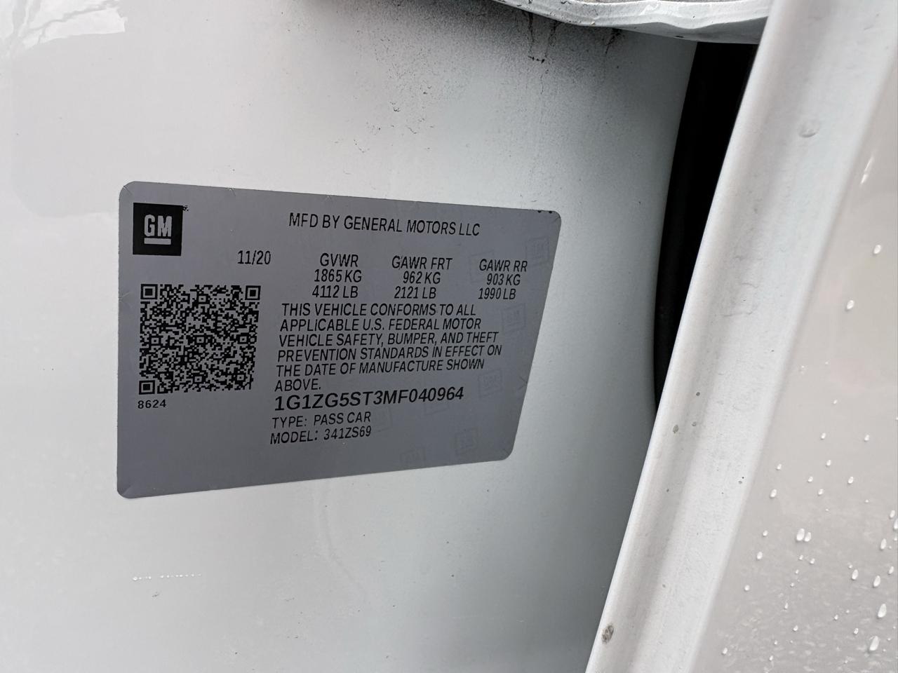 Chevrolet Malibu 4dr Sdn RS 2021
