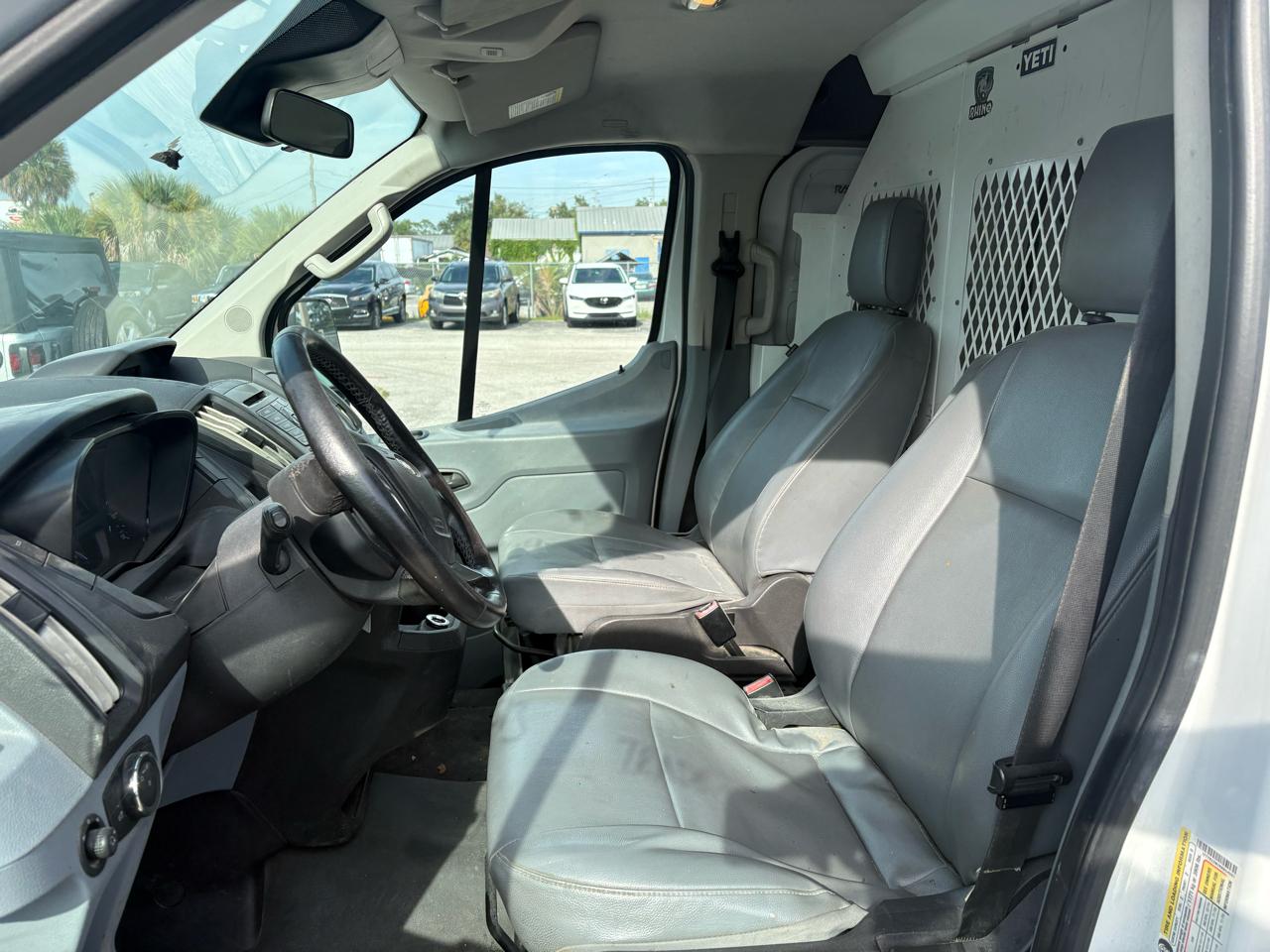Ford Transit T-250 148" Low Rf 9000 GVWR Swing-Out RH Dr 2019