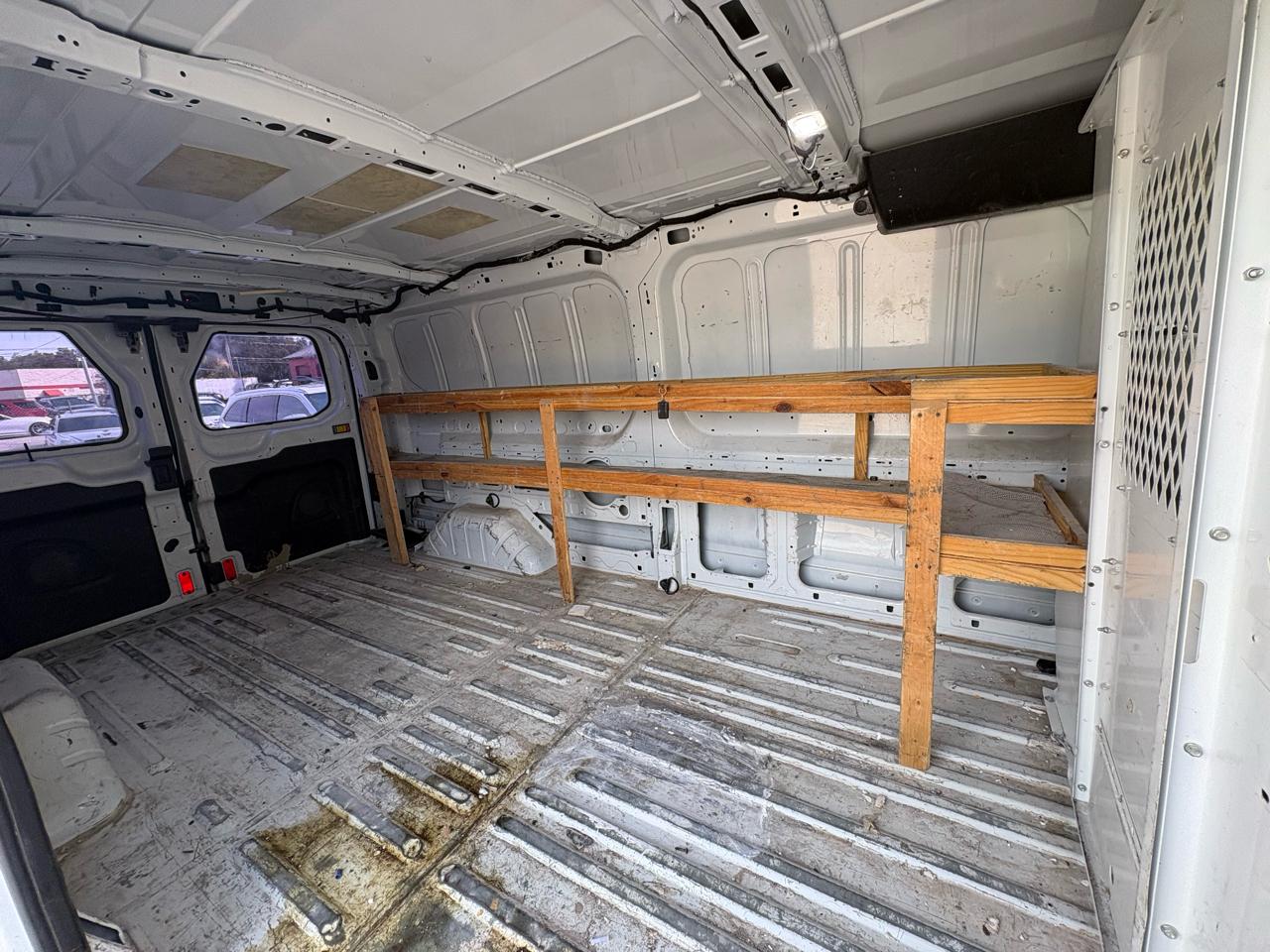 Ford Transit T-250 148" Low Rf 9000 GVWR Swing-Out RH Dr 2019