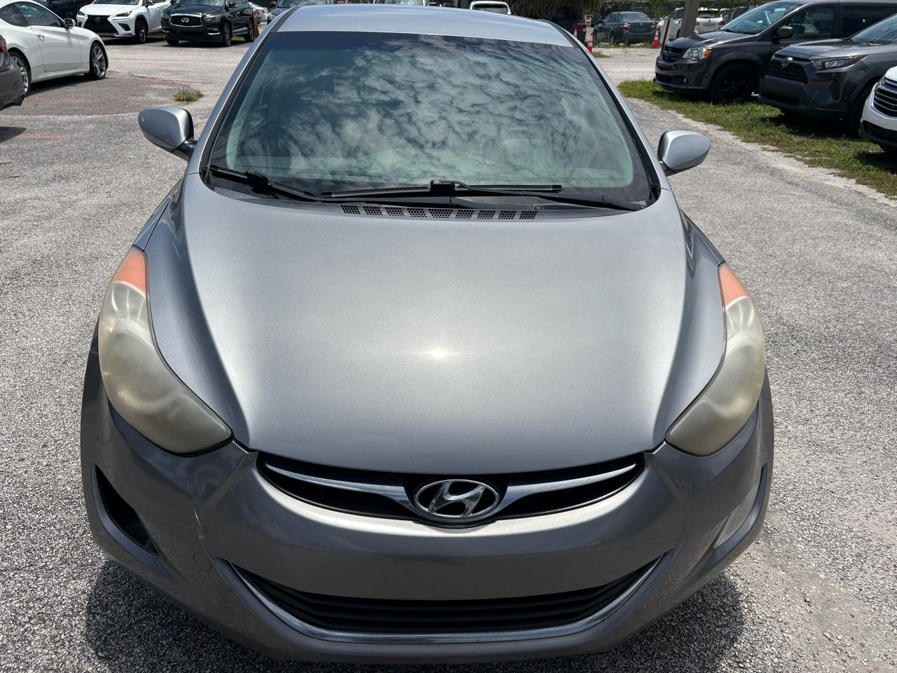 Hyundai Elantra Limited 2013