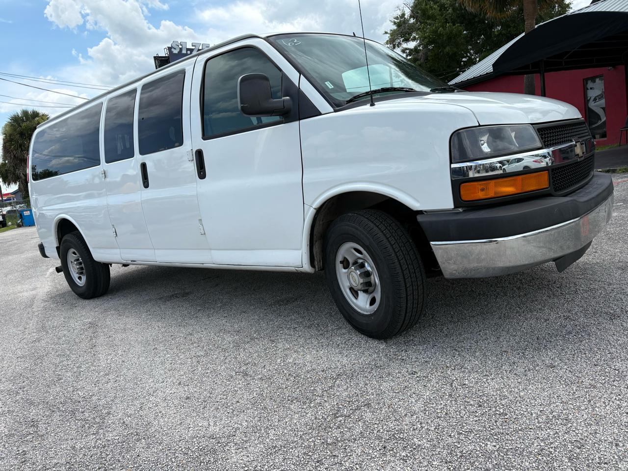 Chevrolet Express LT 3500 Extended 2015