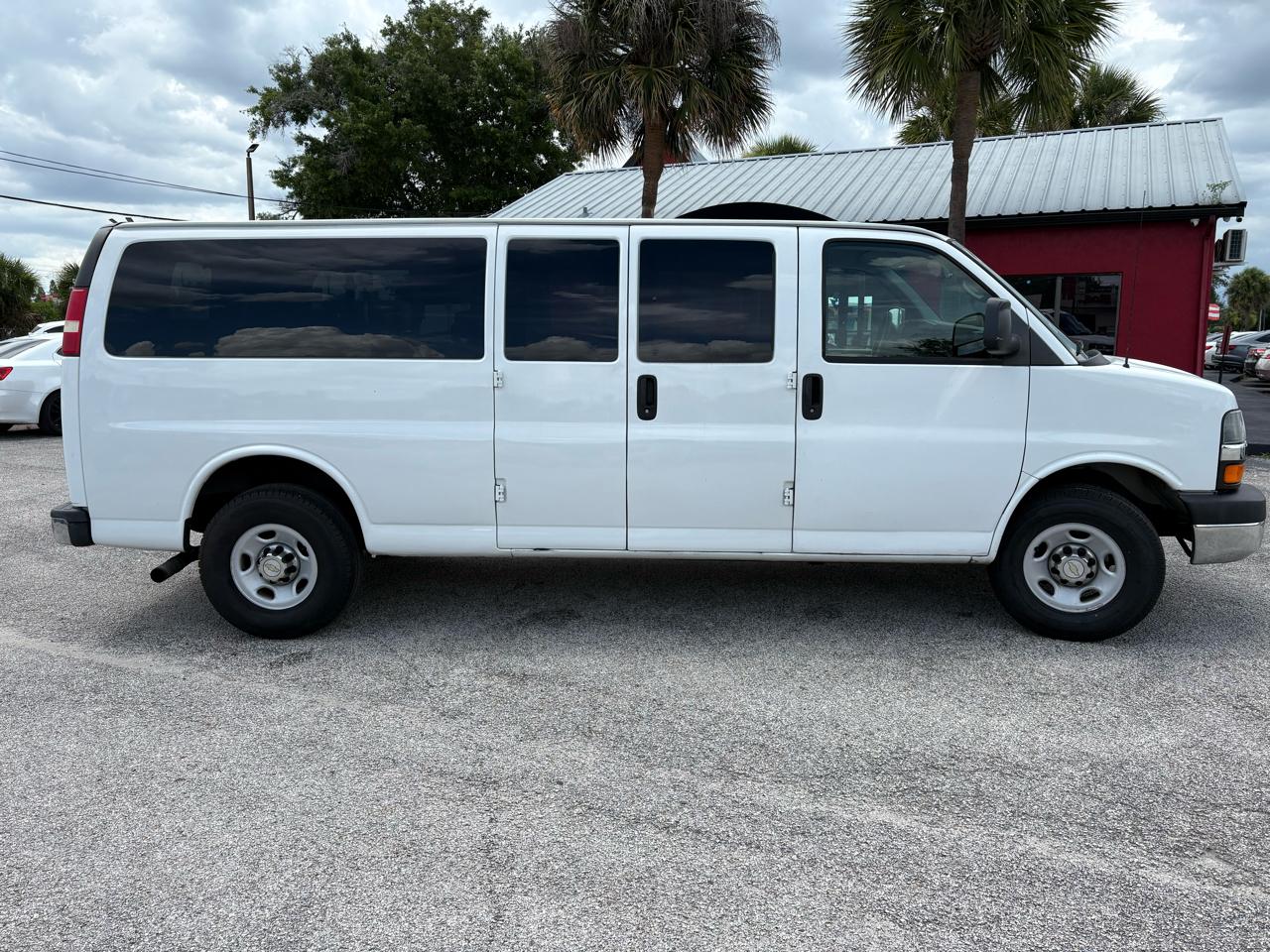 Chevrolet Express LT 3500 Extended 2015