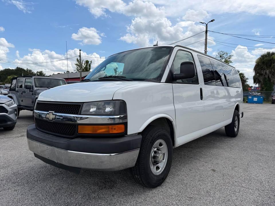 Chevrolet Express RWD 3500 155" LT w/1LT 2015