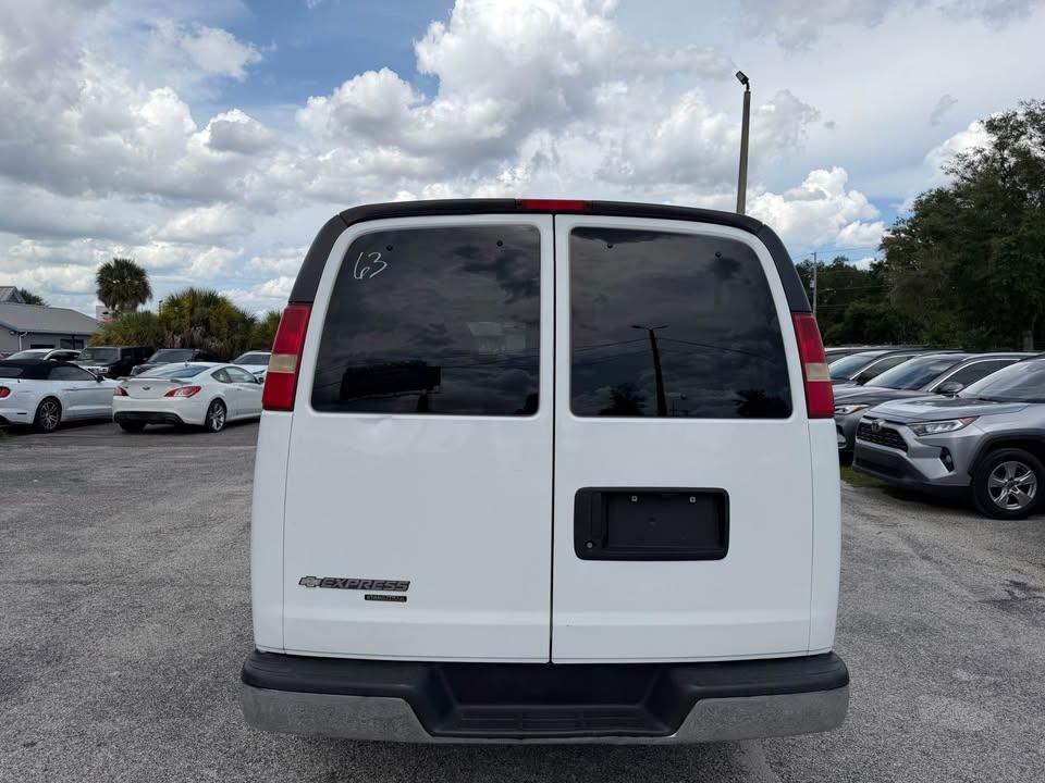 Chevrolet Express RWD 3500 155" LT w/1LT 2015