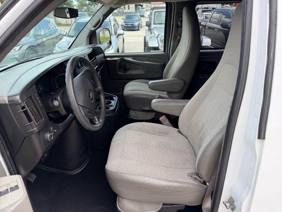Chevrolet Express RWD 3500 155" LT w/1LT 2015