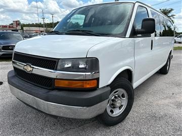 2015 Chevrolet Express RWD 3500 155" LT w/1LT