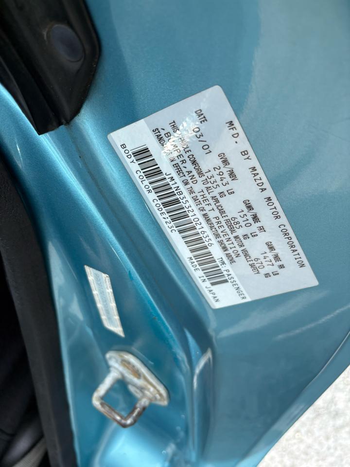 Mazda MX-5 Miata 2dr Conv SE Special Edition 2001
