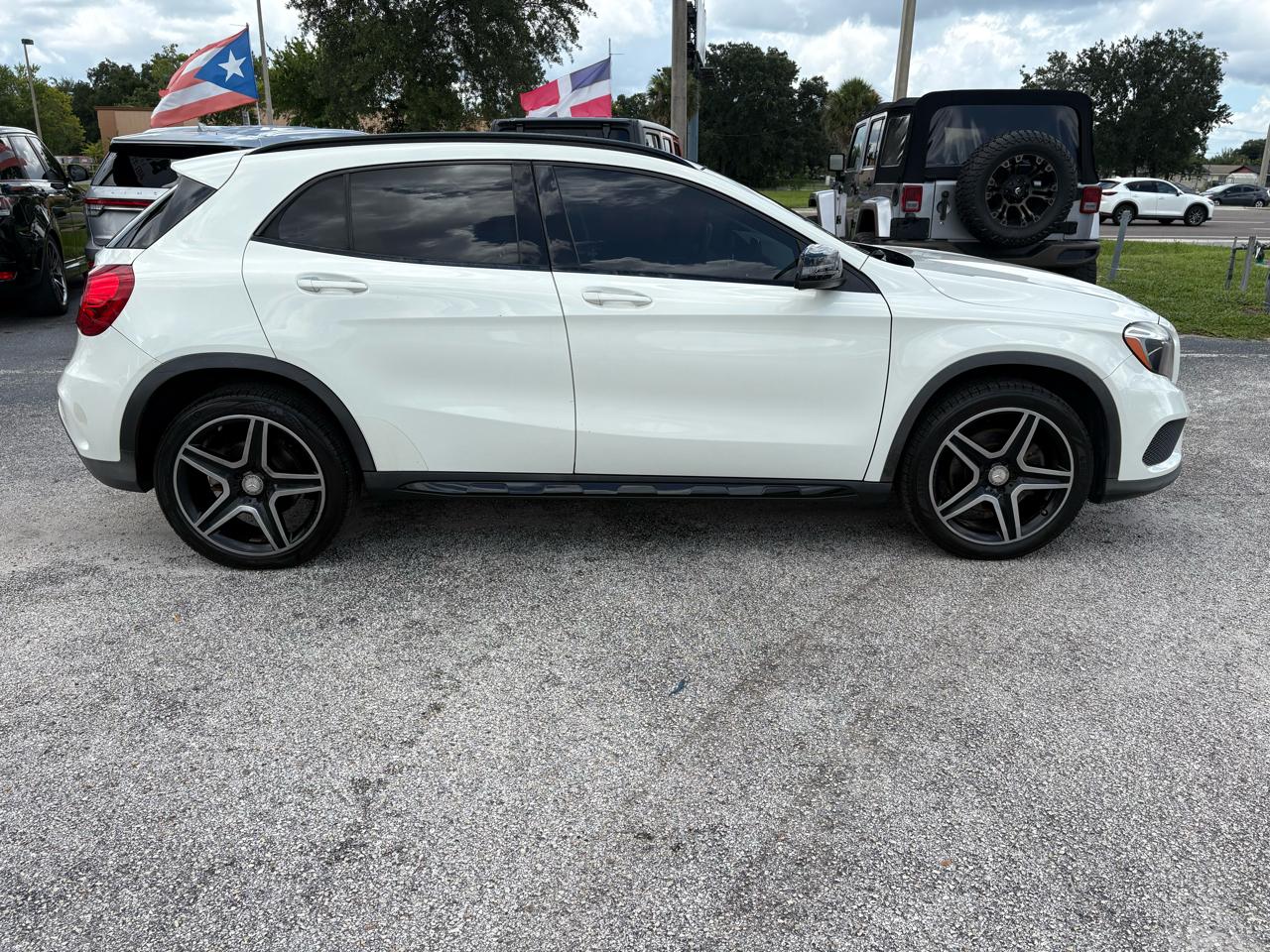 Mercedes-Benz GLA FWD 4dr GLA 250 2016