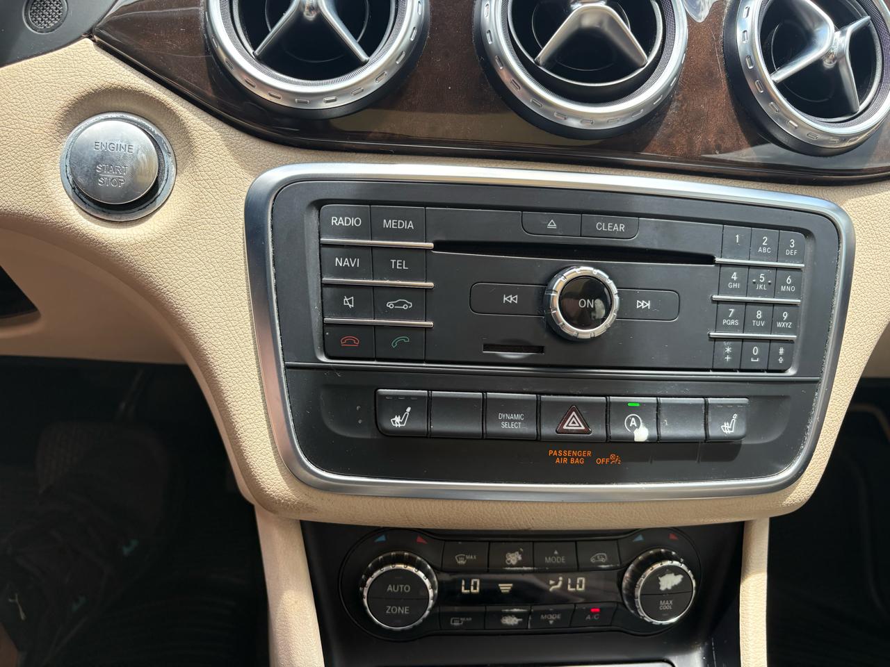 Mercedes-Benz GLA FWD 4dr GLA 250 2016