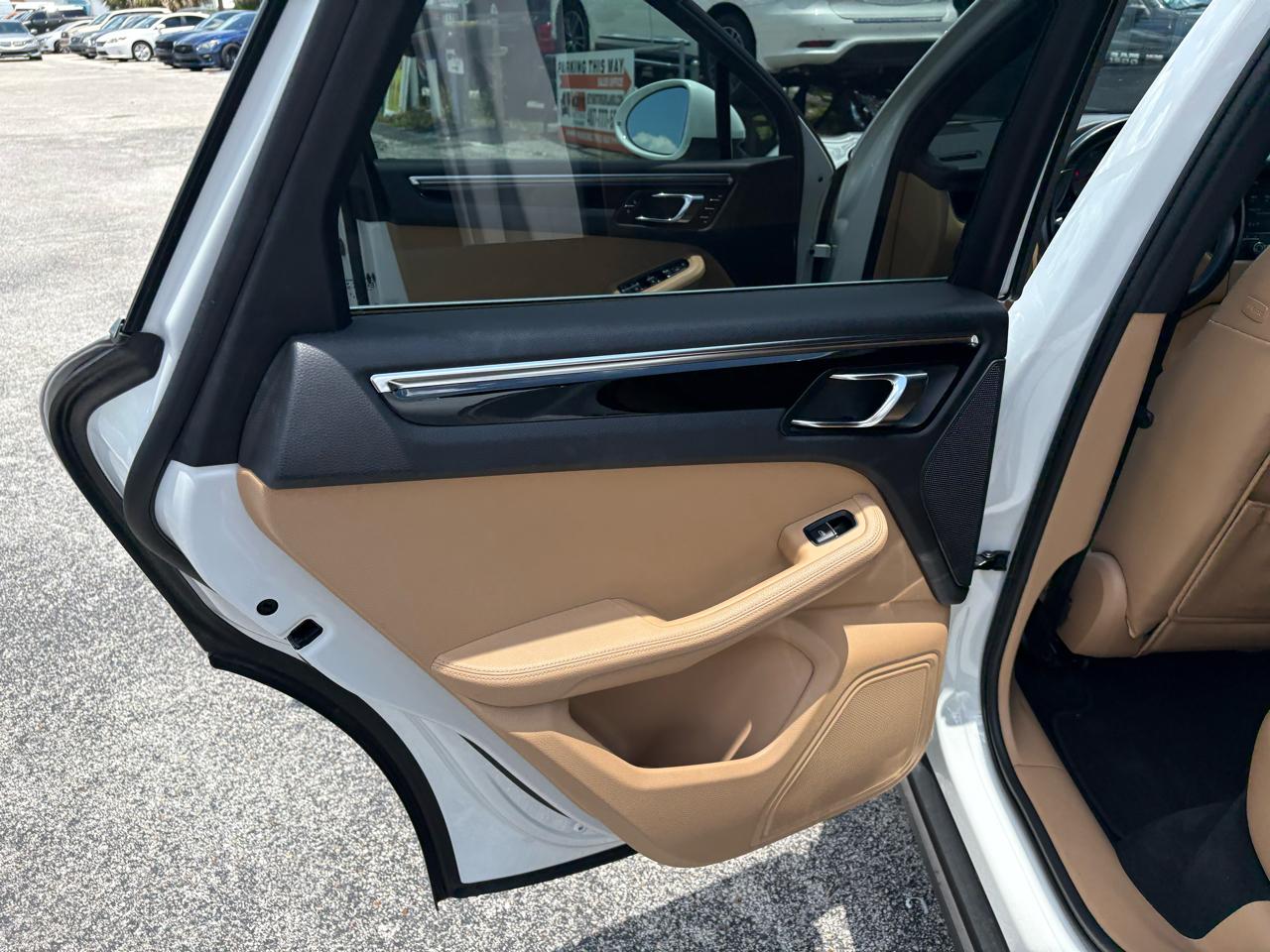 Porsche Macan S AWD 2017