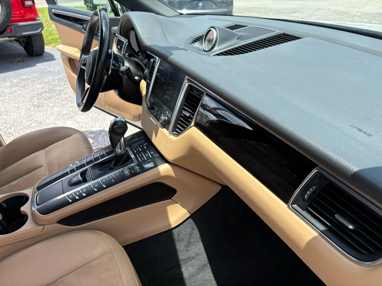 Porsche Macan AWD 2018