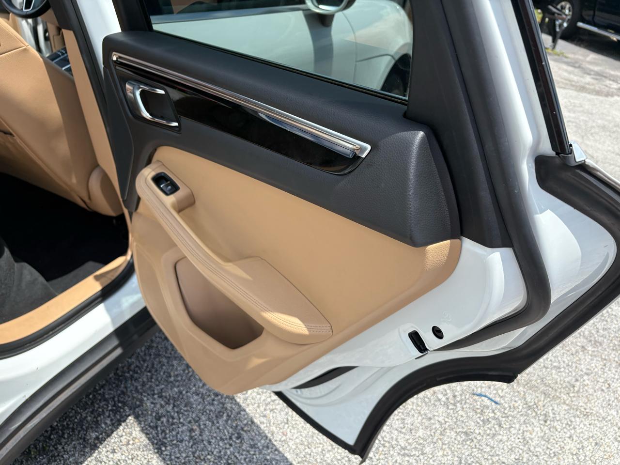 Porsche Macan AWD 2018