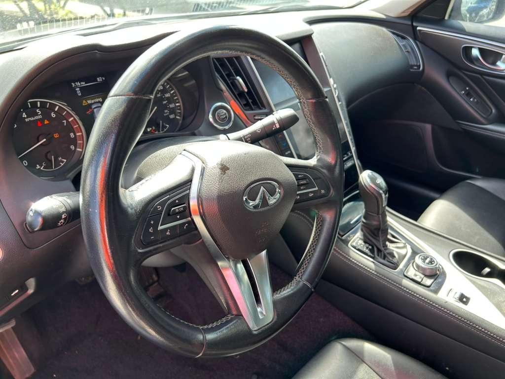 Infiniti Q50 3.0t PURE RWD 2021