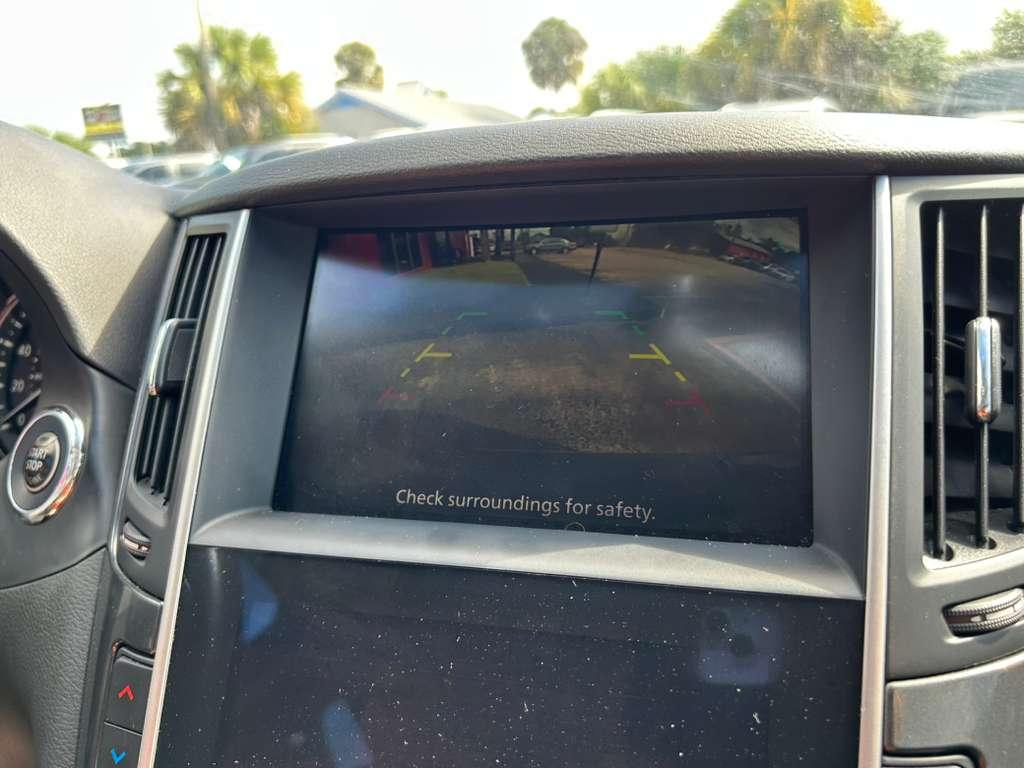 Infiniti Q50 3.0t PURE RWD 2021
